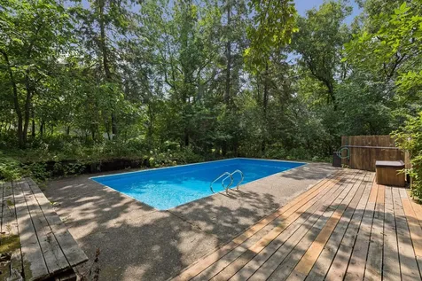 34 N Oaks Road North Oaks MN 55127