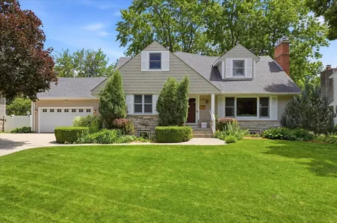 7109 Heatherton Trail Edina MN 55435