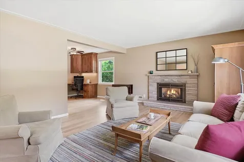 7109 Heatherton Trail Edina MN 55435