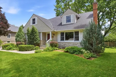 7109 Heatherton Trail Edina MN 55435
