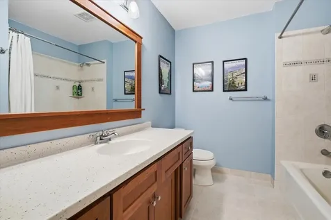 7109 Heatherton Trail Edina MN 55435