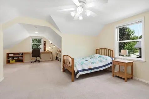 7109 Heatherton Trail Edina MN 55435