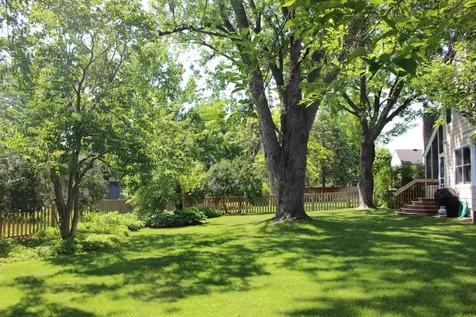 7109 Heatherton Trail Edina MN 55435