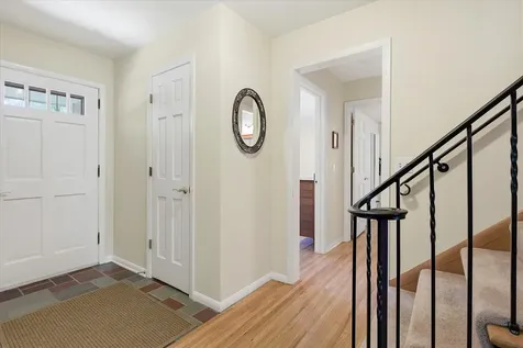 7109 Heatherton Trail Edina MN 55435