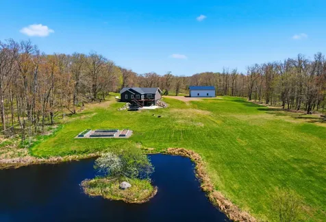 3097 Ivory Street Isle MN 56342