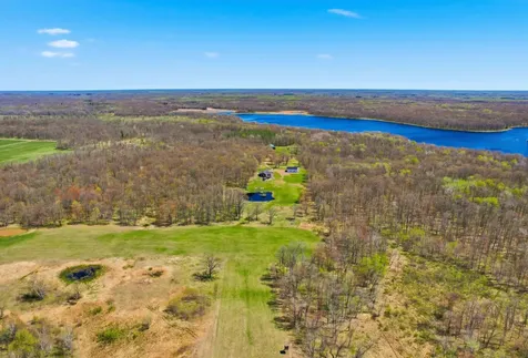 3097 Ivory Street Isle MN 56342