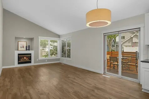 1390 Granada Trail N Oakdale MN 55128