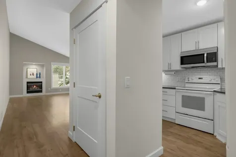 1390 Granada Trail N Oakdale MN 55128