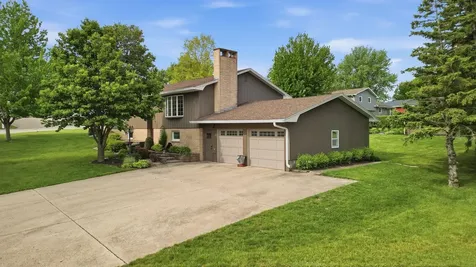 130 Half Moon Road Wells MN 56097