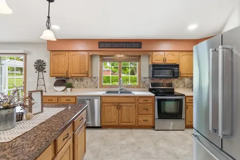 130 Half Moon Road Wells MN 56097