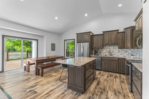 8259 Barton Avenue NW Buffalo MN 55313