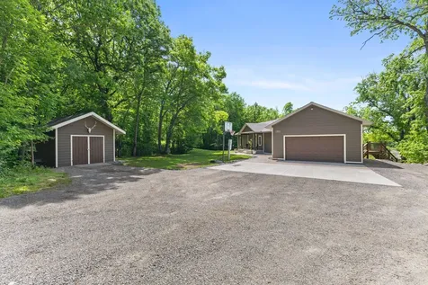 8259 Barton Avenue NW Buffalo MN 55313