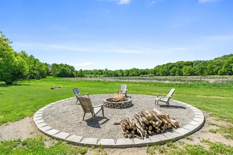 8259 Barton Avenue NW Buffalo MN 55313