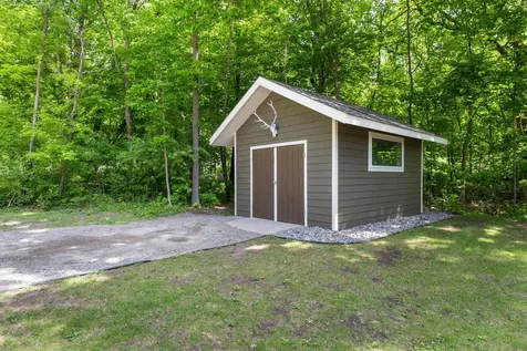 8259 Barton Avenue NW Buffalo MN 55313