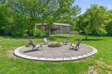 8259 Barton Avenue NW Buffalo MN 55313
