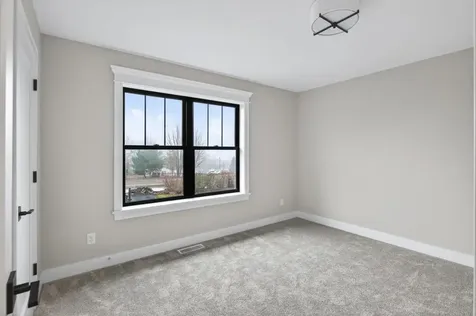 5319 Glenwood Avenue Golden Valley MN 55422