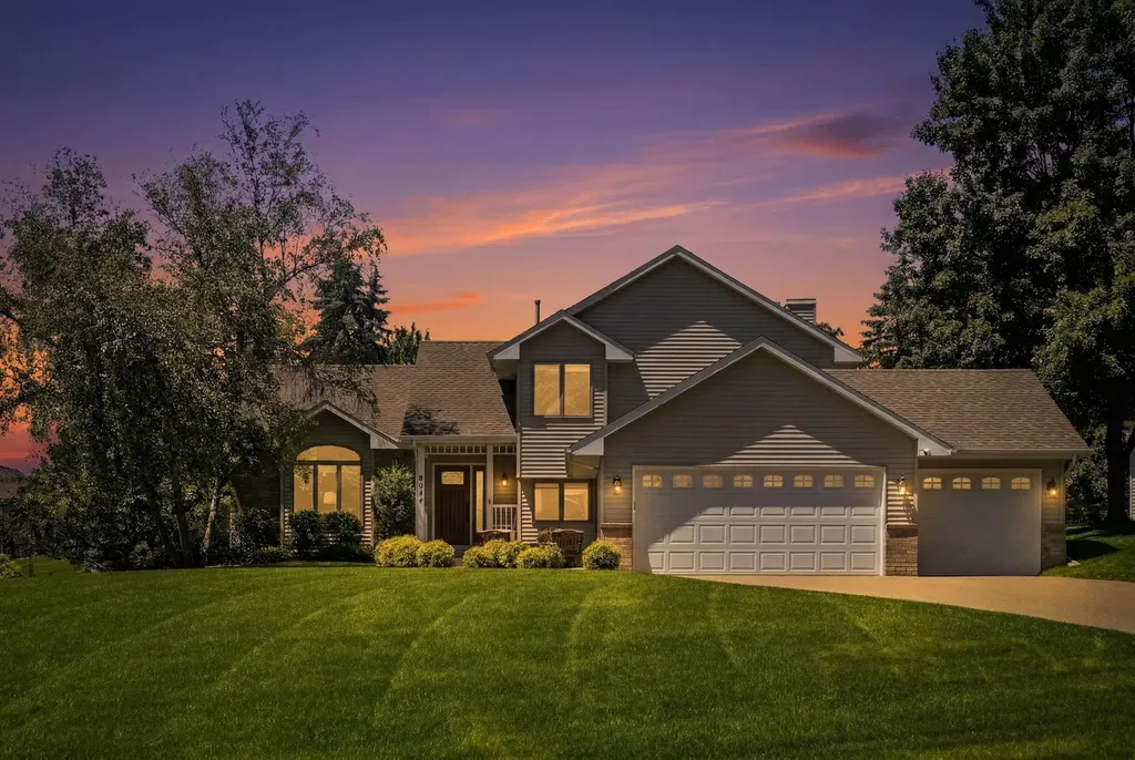 9644 Tree Farm Road Eden Prairie MN 55347
