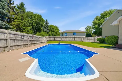 9644 Tree Farm Road Eden Prairie MN 55347
