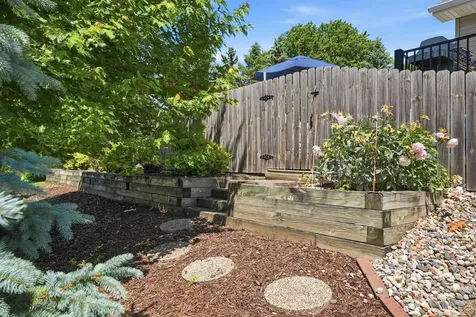 9644 Tree Farm Road Eden Prairie MN 55347