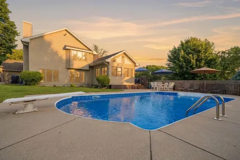 9644 Tree Farm Road Eden Prairie MN 55347