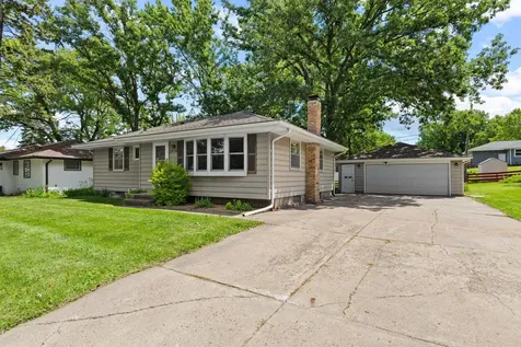 5956 Ensign Avenue N New Hope MN 55428
