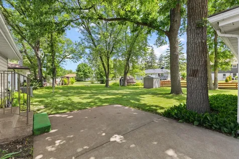 5956 Ensign Avenue N New Hope MN 55428