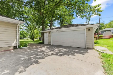 5956 Ensign Avenue N New Hope MN 55428