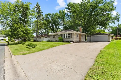 5956 Ensign Avenue N New Hope MN 55428