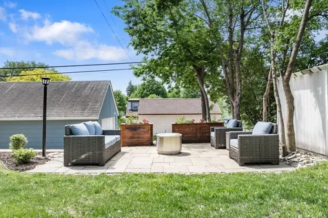 582 36 1/2 Avenue NE Minneapolis MN 55418