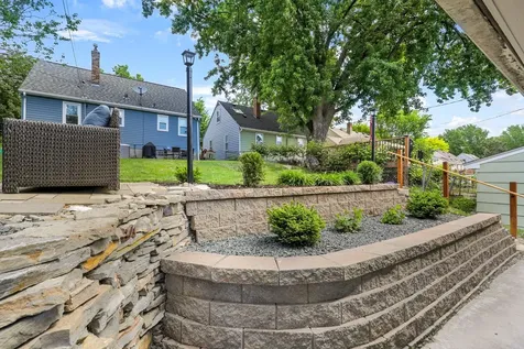 582 36 1/2 Avenue NE Minneapolis MN 55418