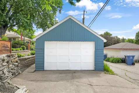 582 36 1/2 Avenue NE Minneapolis MN 55418