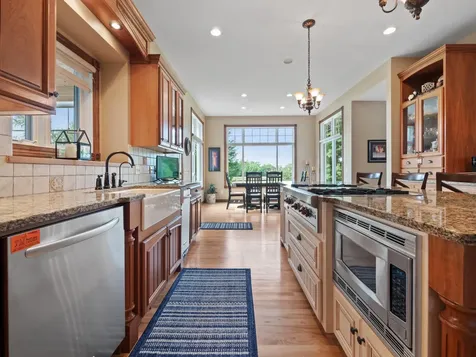 4424 Donway Drive NE Alexandria MN 56308