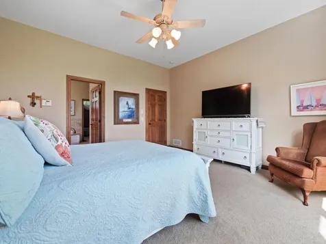 4424 Donway Drive NE Alexandria MN 56308