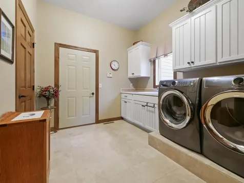 4424 Donway Drive NE Alexandria MN 56308