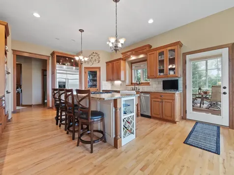 4424 Donway Drive NE Alexandria MN 56308