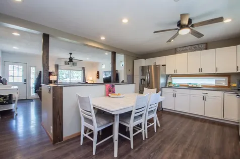 906 14th Street N Moorhead MN 56560