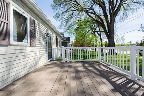 906 14th Street N Moorhead MN 56560