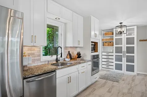 7805 Gloria Circle Mounds View MN 55112