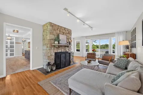 7805 Gloria Circle Mounds View MN 55112