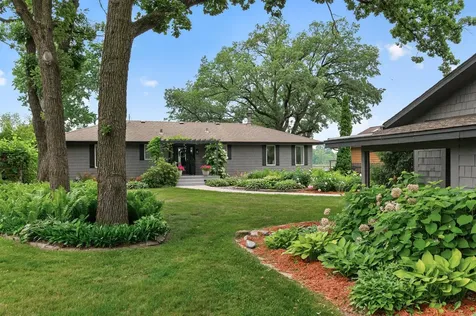 7805 Gloria Circle Mounds View MN 55112