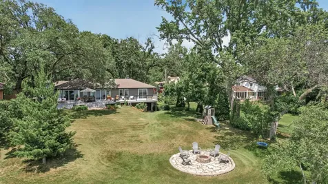 7805 Gloria Circle Mounds View MN 55112