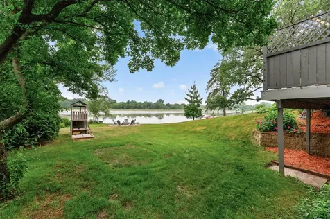 7805 Gloria Circle Mounds View MN 55112