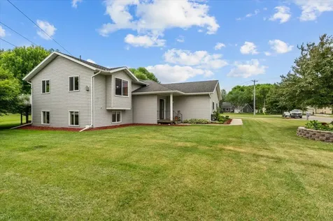 1230 Lenore Way Fergus Falls MN 56537