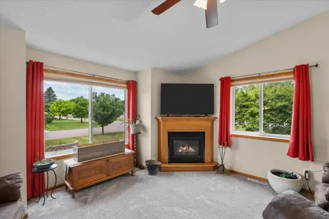 1230 Lenore Way Fergus Falls MN 56537