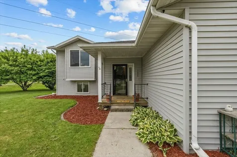 1230 Lenore Way Fergus Falls MN 56537