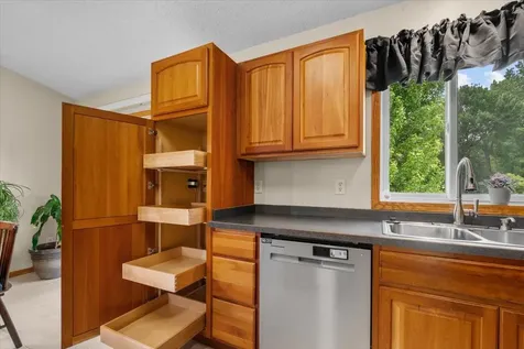 1230 Lenore Way Fergus Falls MN 56537