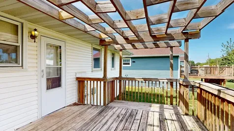 107 9th Avenue NE Dodge Center MN 55927
