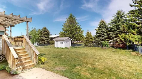 107 9th Avenue NE Dodge Center MN 55927