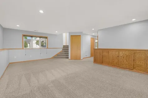 936 S Cedar Street Belle Plaine MN 56011