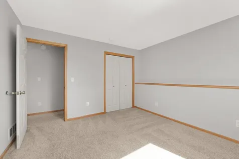 936 S Cedar Street Belle Plaine MN 56011
